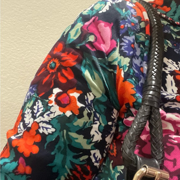 Elliott Lucca - Picture 9 of 13